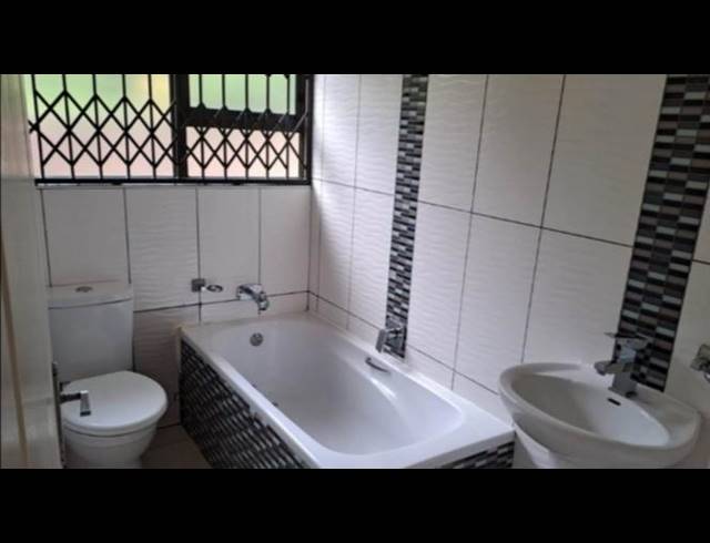 2 BEDROOM TOWNHOUSE FOR SALE IN BIRDSWOOD